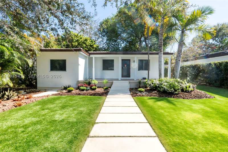 3 bedroom SingleFamilyResidence at 905 Tangier St, Tamiami Place Plan 1, Coral Gables — photo 1