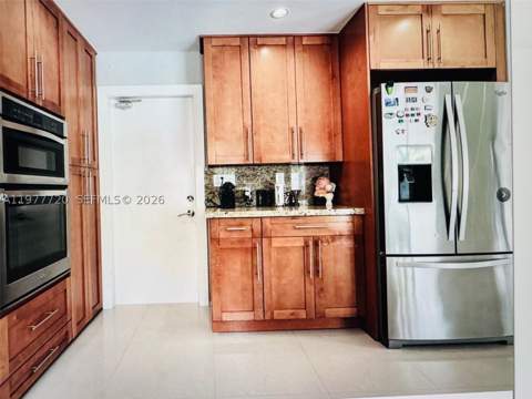 8826 NW 189th Ter, Hialeah FL - photo 14 of 34