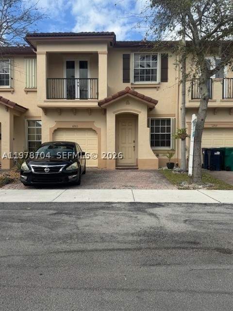3 bedroom Townhouse at 12923 SW 135th Ter, Courts At Tuscany West, Miami — photo 2