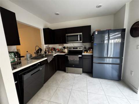 476 NE 5th Terrace, Florida City FL - photo 19 of 52
