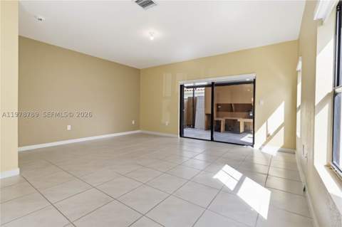 421 NE 1st Dr, Florida City FL - photo 12 of 24