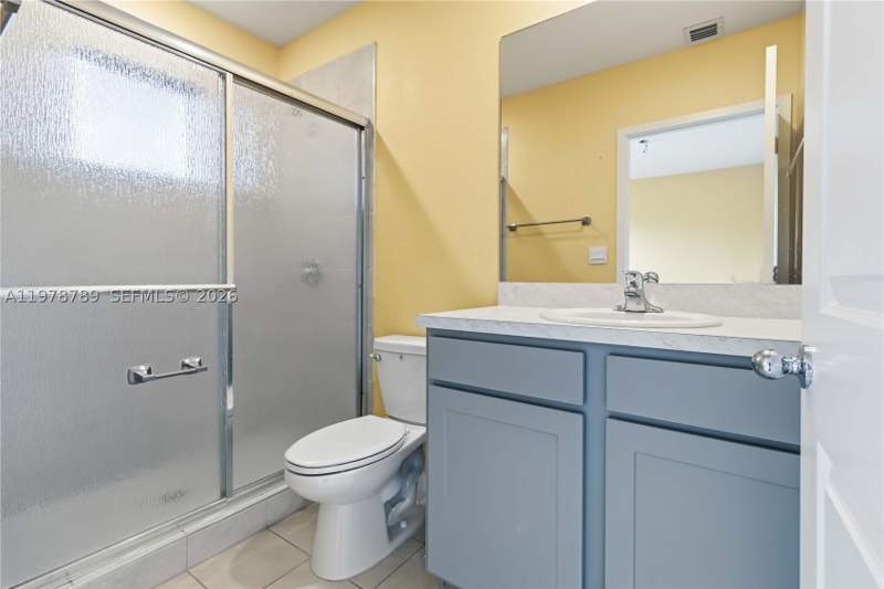 3 bedroom Townhouse at 421 NE 1st Dr, Florida City Park Rev, Florida City — photo 3