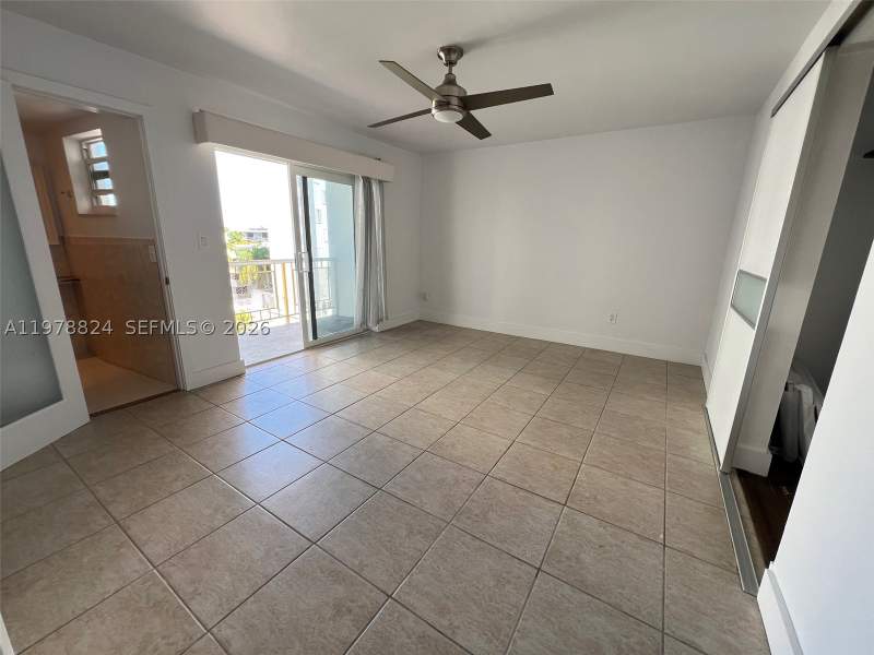 1 bedroom Condominium at 1340 Lincoln Rd 705, Golden House Condo, Miami Beach — photo 4