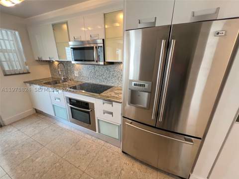 1340 Lincoln Rd 705, Miami Beach FL - photo 8 of 21
