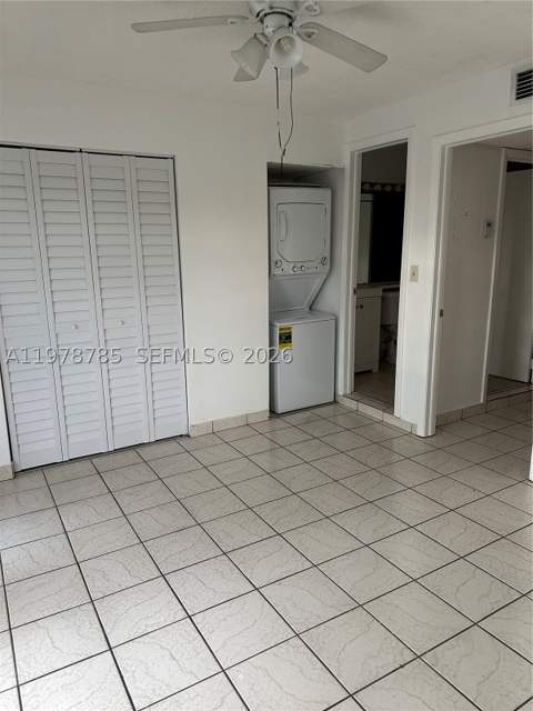 2194 W 60th St 22213, Hialeah FL - photo 6 of 9