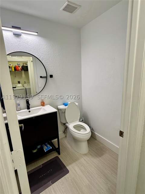 8999 NW 107th Ct 216-1, Doral FL - photo 7 of 13