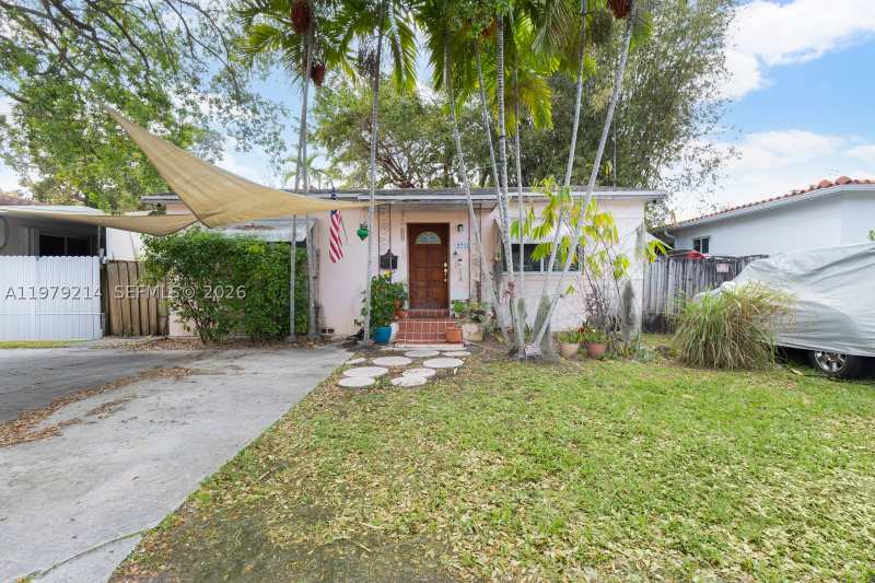 2 bedroom SingleFamilyResidence at 2710 SW 28th Ct, South Bay Estates, Miami — photo 1