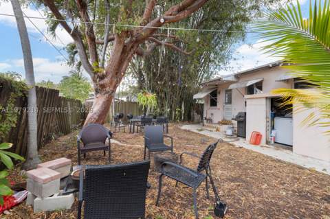 2710 SW 28th Ct, Miami FL - photo 16 of 19