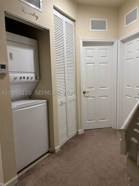 3544 W 88th Ter, Hialeah FL - photo 6 of 7