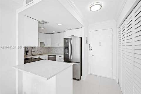 1450 Lincoln Rd 601, Miami Beach FL - photo 6 of 19