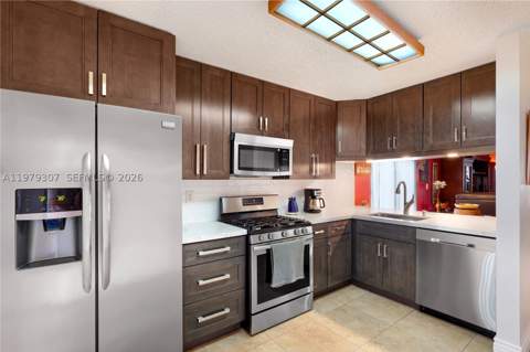 14566 SW 124th Pl, Miami FL - photo 9 of 20