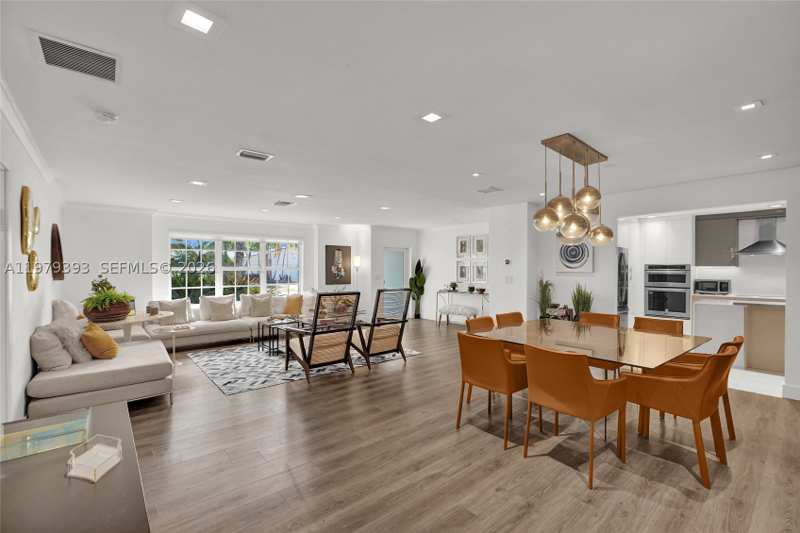 4 bedroom SingleFamilyResidence at 2301 NE 196th St, Skyknoll Estates Replat, Miami — photo 1