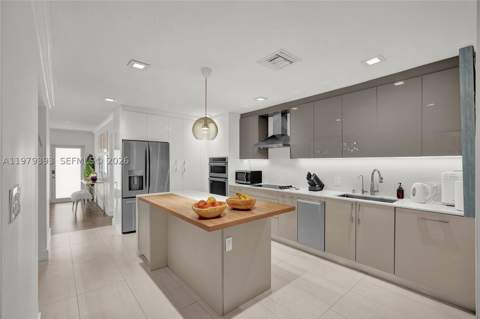 2301 NE 196th St, Miami FL - photo 16 of 65