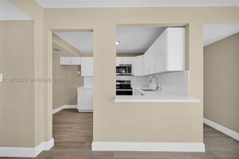 700 NW 214th St 321, Miami Gardens FL - photo 10 of 40