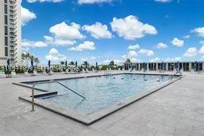 5601 Collins Ave 505, Miami Beach FL - photo 23 of 25
