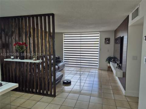 8405 NW 8th St 304, Miami FL - photo 8 of 24