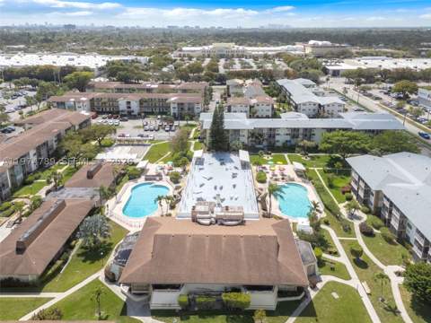 17050 NE 14th Ave 106, Miami FL - photo 20 of 33