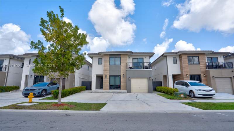 5 bedroom SingleFamilyResidence at 1168 NW 1st St, Aurora Subdivision, Florida City — photo 3