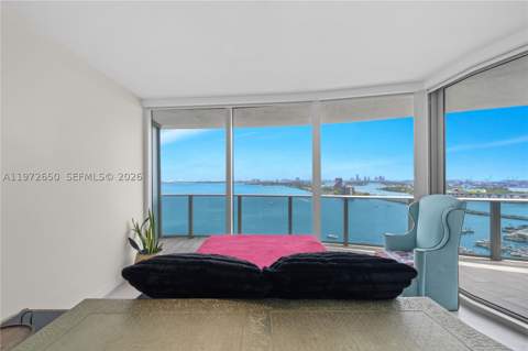 488 NE 18th St 2112, Miami FL - photo 19 of 31