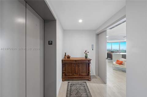 488 NE 18th St 2112, Miami FL - photo 7 of 31