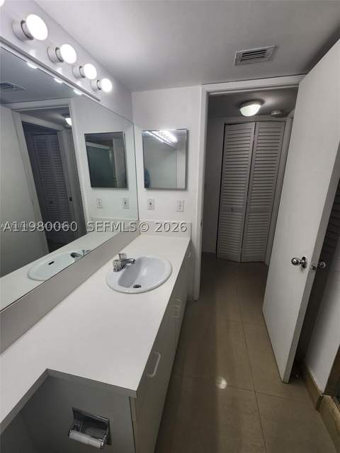 4560 NW 107th Ave 207-12, Doral FL - photo 10 of 12