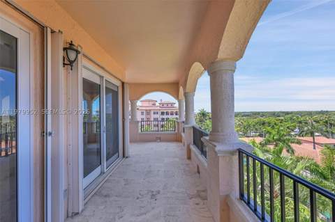 13637 Deering Bay Dr 261, Coral Gables FL - photo 24 of 56