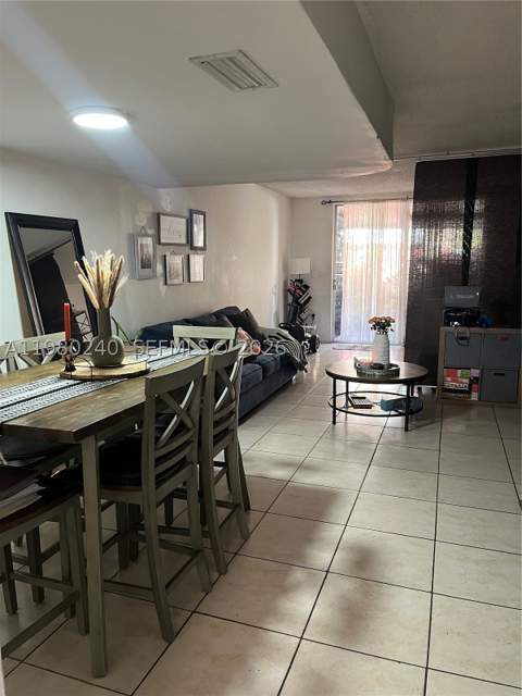 4331 W 11th Ln 65, Hialeah FL - photo 6 of 8