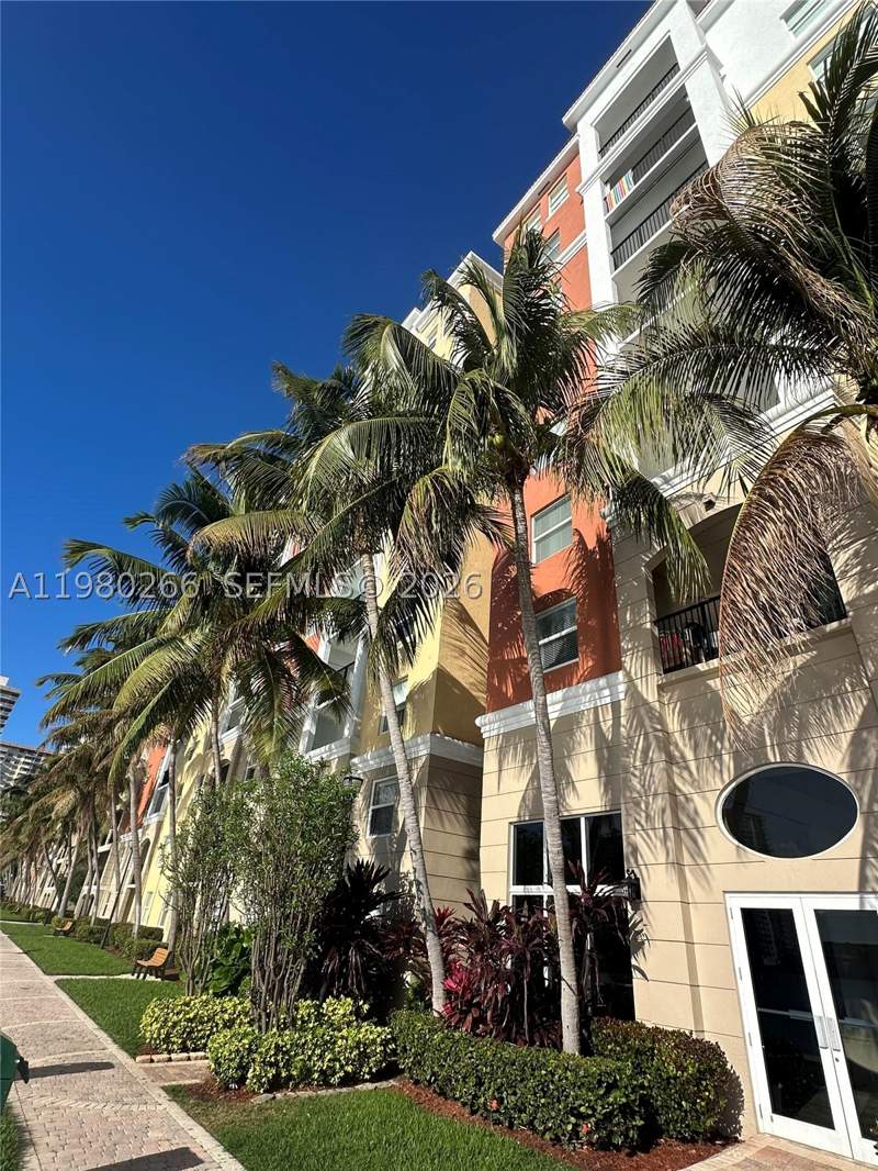 3 bedroom Condominium at 17100 N Bay Rd 1904, Porto Bellagio Condo, Sunny Isles Beach — photo 3