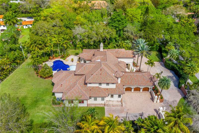 7 bedroom SingleFamilyResidence at 11400 SW 67th Ave, Oakridge Estates Rev, Pinecrest — photo 4
