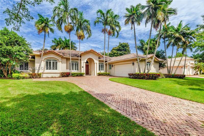 4 bedroom SingleFamilyResidence at 16721 SW 86th Ct, Flamingo Gardens Estates, Palmetto Bay — photo 1