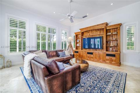 16721 SW 86th Ct, Palmetto Bay FL - photo 16 of 48