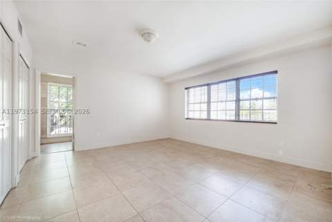 1265 S Alhambra Cir B, Coral Gables FL - photo 13 of 29