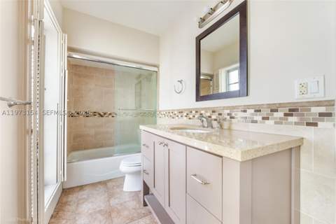 1265 S Alhambra Cir B, Coral Gables FL - photo 16 of 29