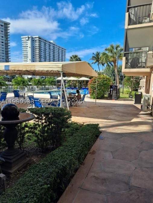 1 bedroom Condominium at 220 Kings Point Dr 106, Kings Point Imperial Cond, Sunny Isles Beach — photo 2
