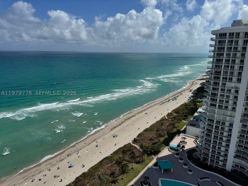 1 bedroom Condominium at 16699 Collins Ave 2710, La Perla Condo, Sunny Isles Beach — photo 1