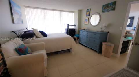 1901 Brickell Ave B1407, Miami FL - photo 19 of 36