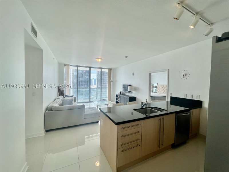 2 bedroom Condominium at 1111 SW 1st Ave 3223, The Axis On Brickell II C, Miami — photo 1
