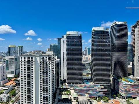1111 SW 1st Ave 3223, Miami FL - photo 12 of 35