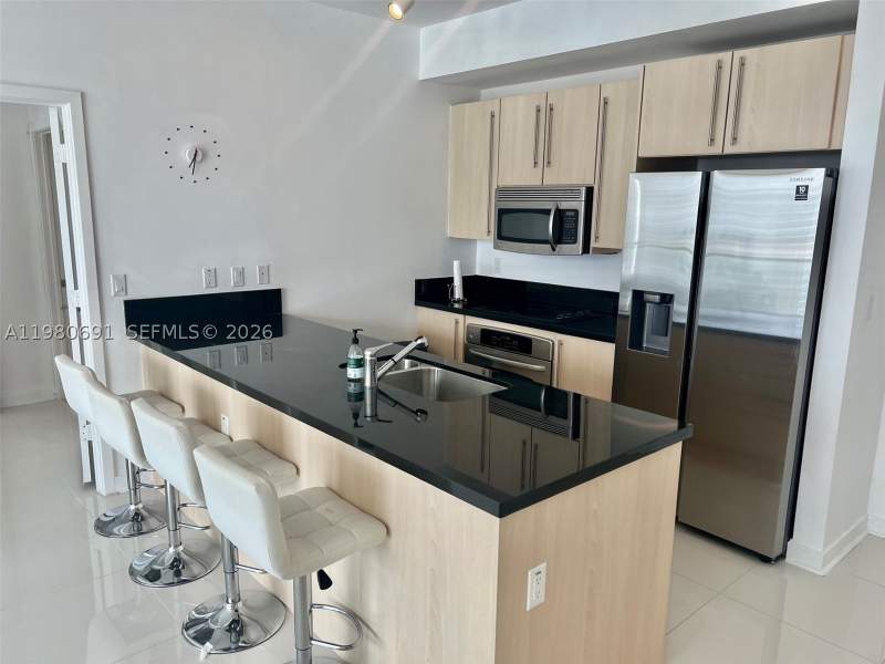 2 bedroom Condominium at 1111 SW 1st Ave 3223, The Axis On Brickell II C, Miami — photo 2