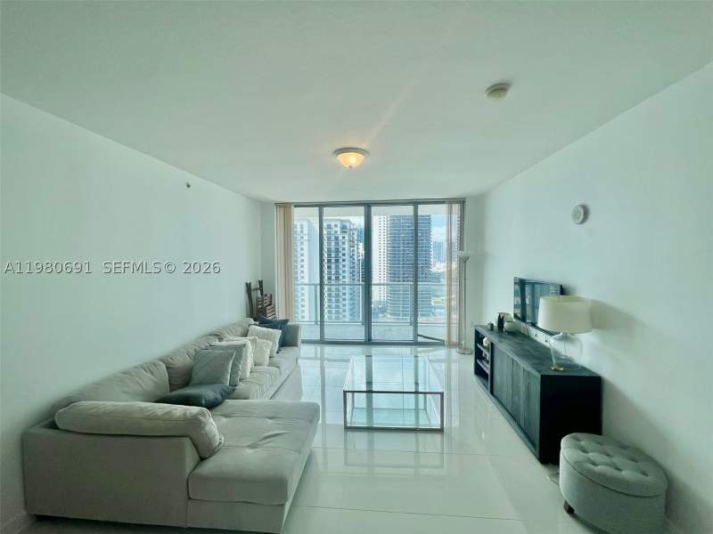 2 bedroom Condominium at 1111 SW 1st Ave 3223, The Axis On Brickell II C, Miami — photo 3