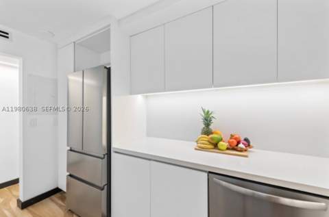 2655 Collins Ave 504, Miami Beach FL - photo 10 of 10