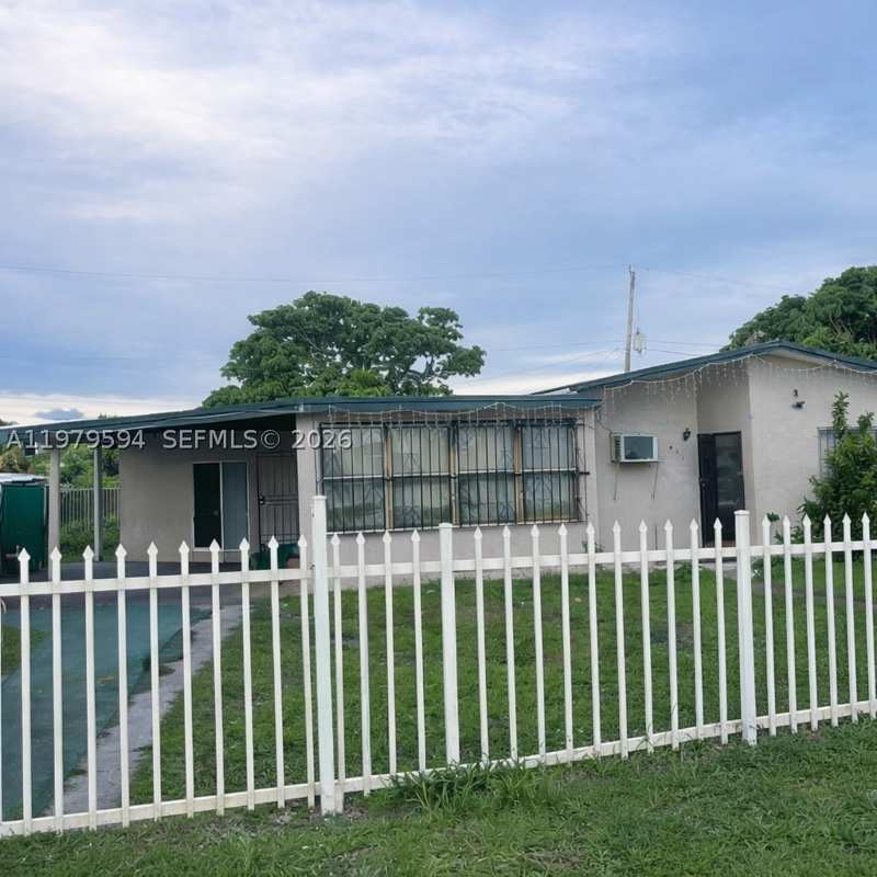 3 bedroom SingleFamilyResidence at 631 Jann Ave, Curtiss Park, Opa Locka — photo 1