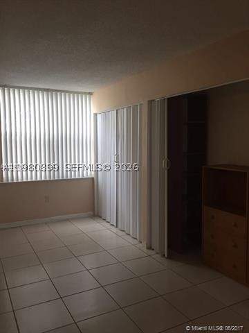 17890 W Dixie Hwy 106, North Miami Beach FL - photo 14 of 25