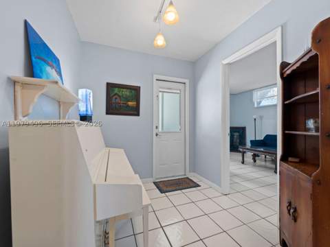 8620 SW 185th Ter, Cutler Bay FL - photo 19 of 39
