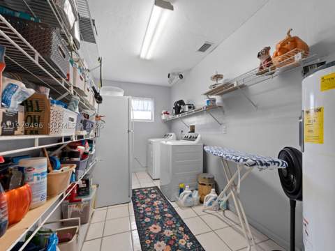 8620 SW 185th Ter, Cutler Bay FL - photo 23 of 39