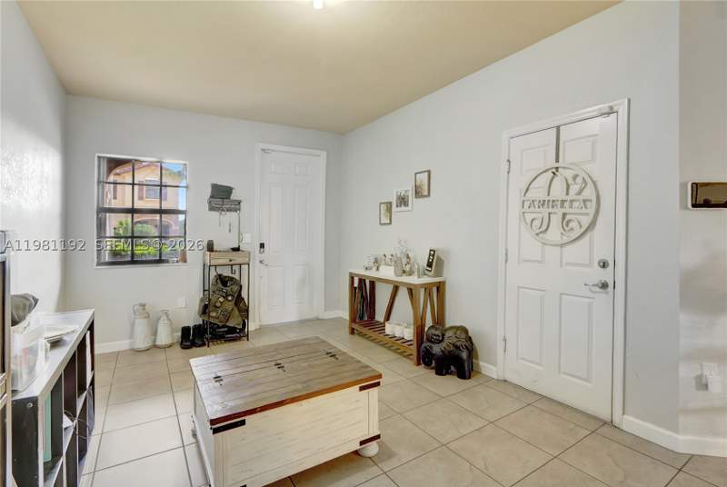 3 bedroom Townhouse at 338 NE 37th Ave, Baywinds Of Ibiza, Homestead — photo 3