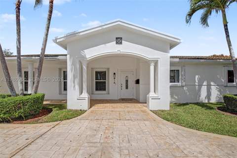 8241 SW 146th St, Palmetto Bay FL - photo 23 of 26