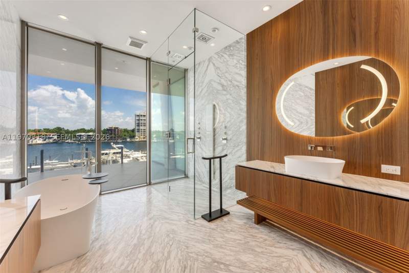4 bedroom Condominium at 5 Grove Isle Dr S304, Vita At Grove Isle, Coconut Grove — photo 5