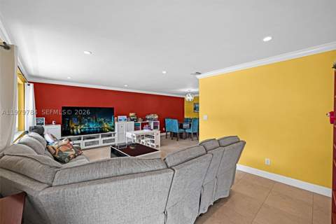 8935 SW 186th Ter, Cutler Bay FL - photo 7 of 53