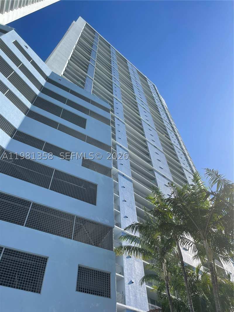 1 bedroom Condominium at 335 S Biscayne Blvd 3610, One Miami East Condo, Miami — photo 1